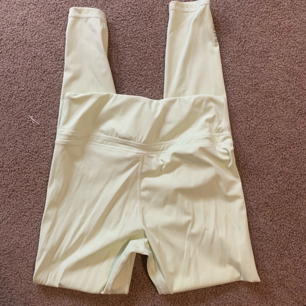 light yellow shein active leggings never worn
